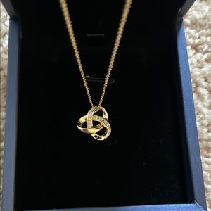 NWT Chantel Yorke Necklace